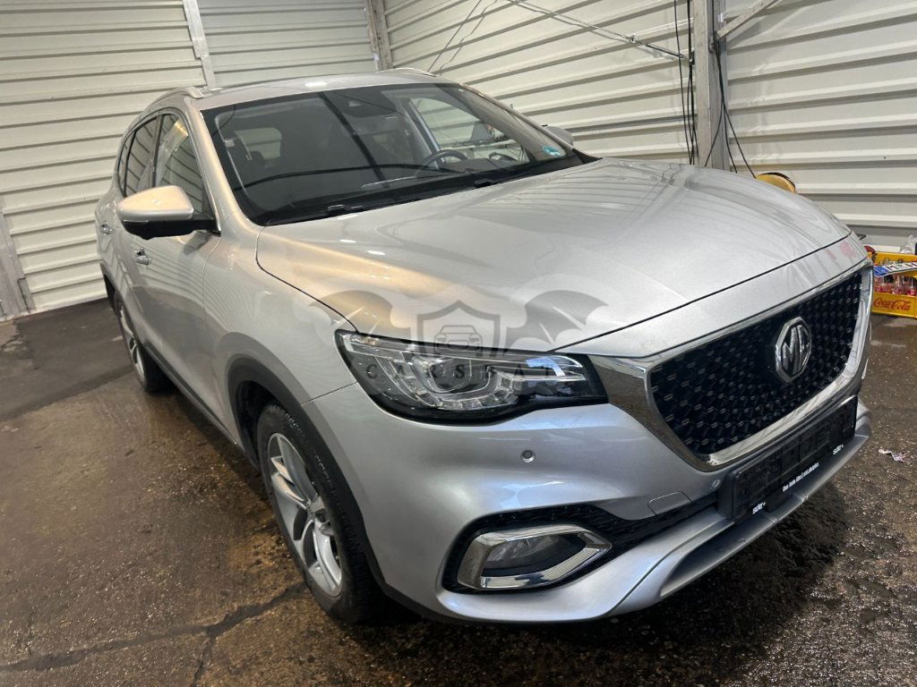 MG EHS Luxury 2022