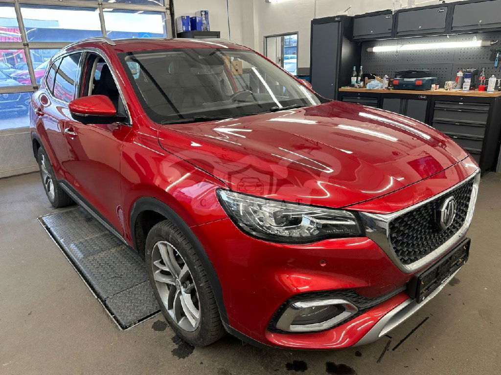 MG EHS Luxury 2022