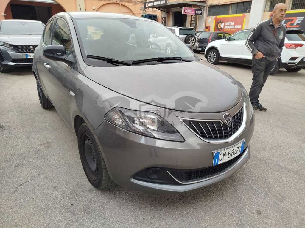 Lancia Ypsilon 1.0 Silver 2023