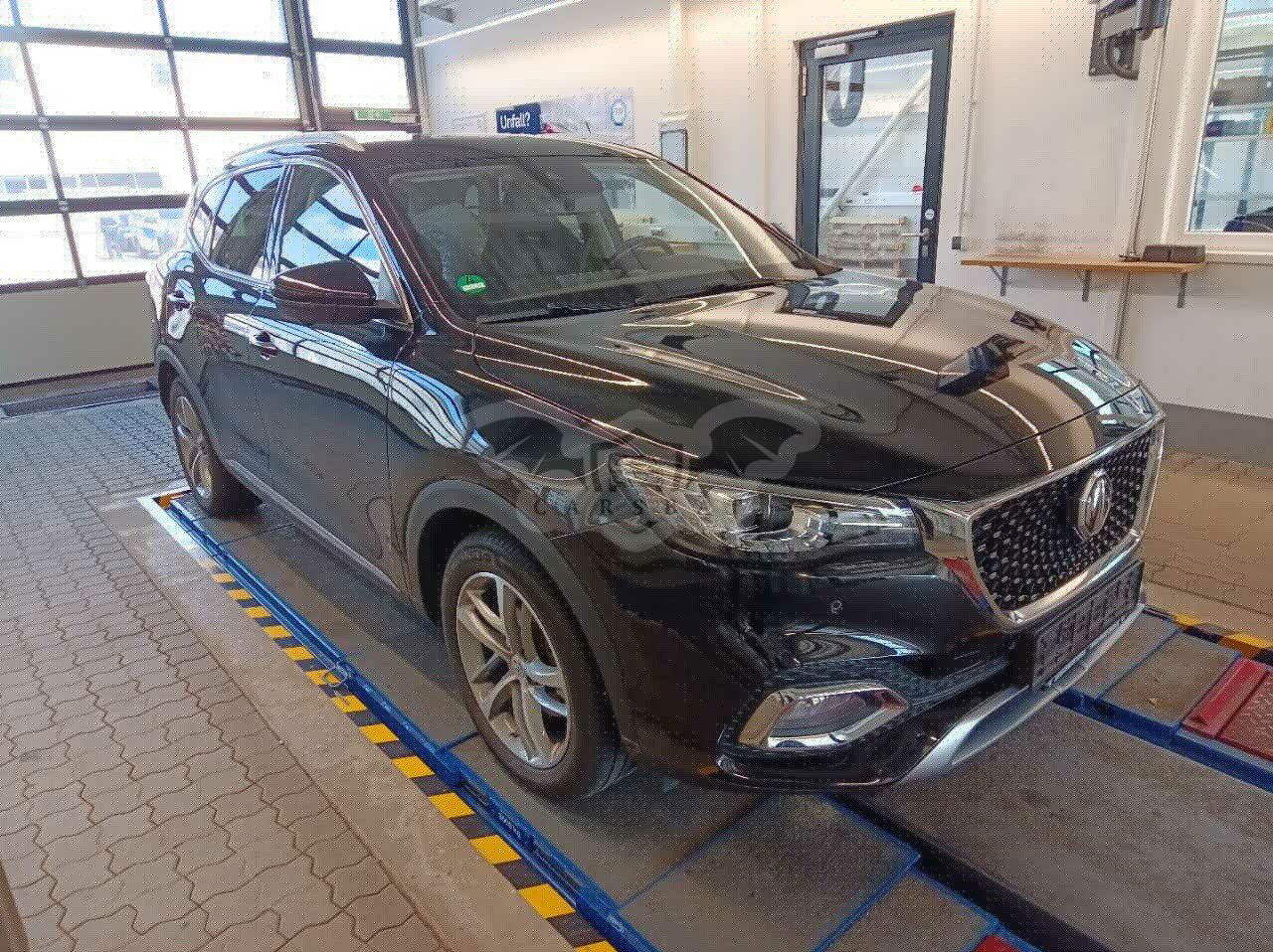 MG EHS Luxury 2022
