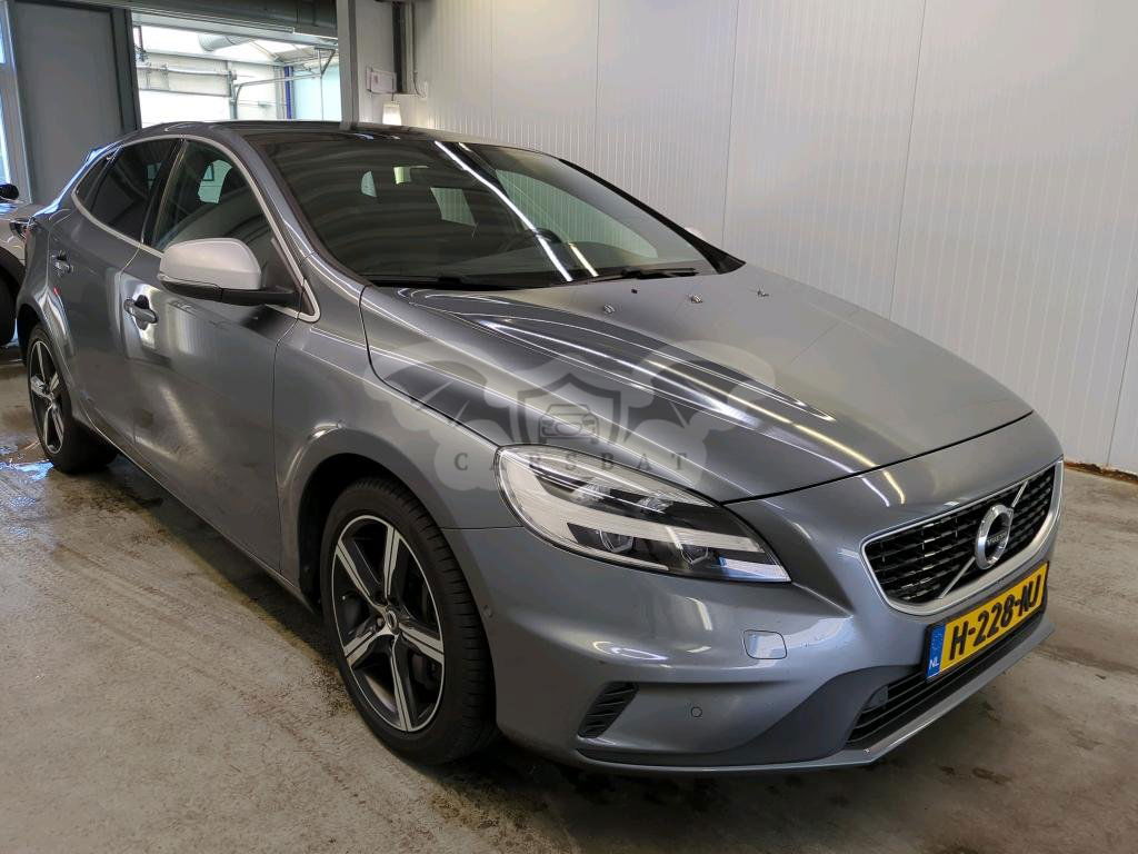 Volvo V40 T3 R-Design 2020
