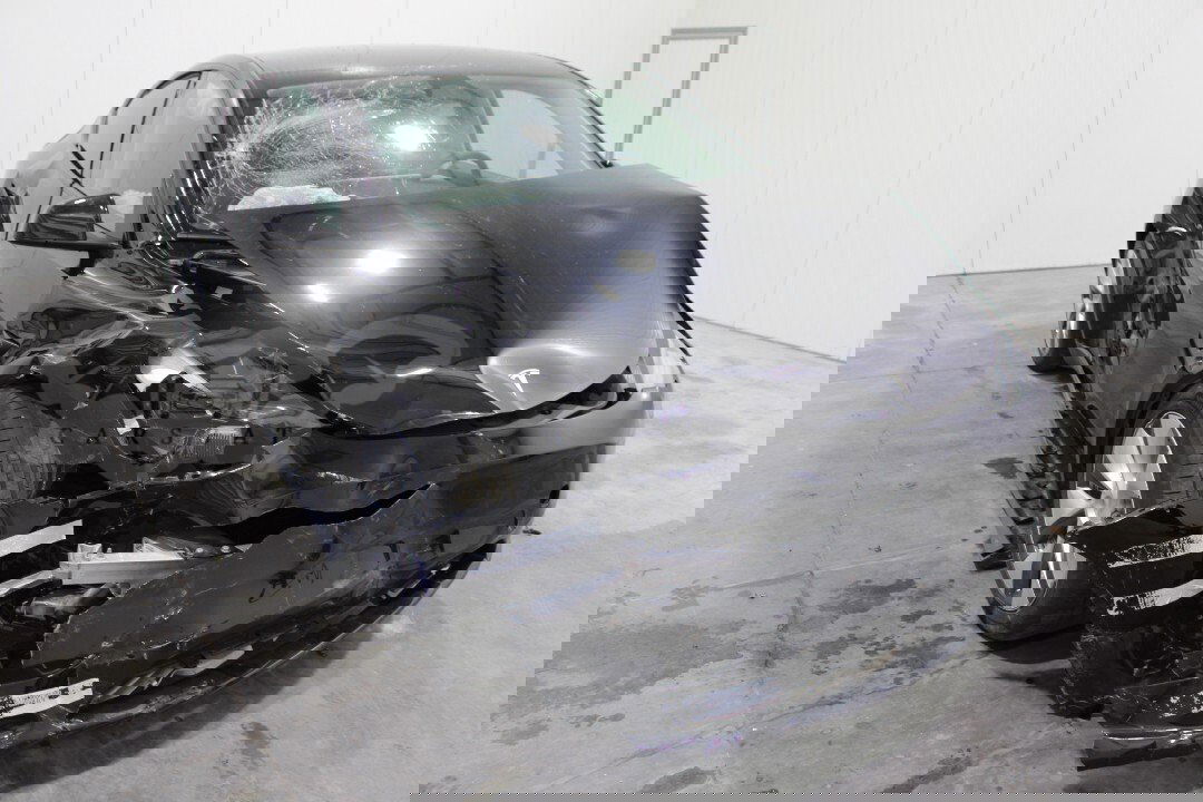 Tesla Model Y 58 kWh 2024