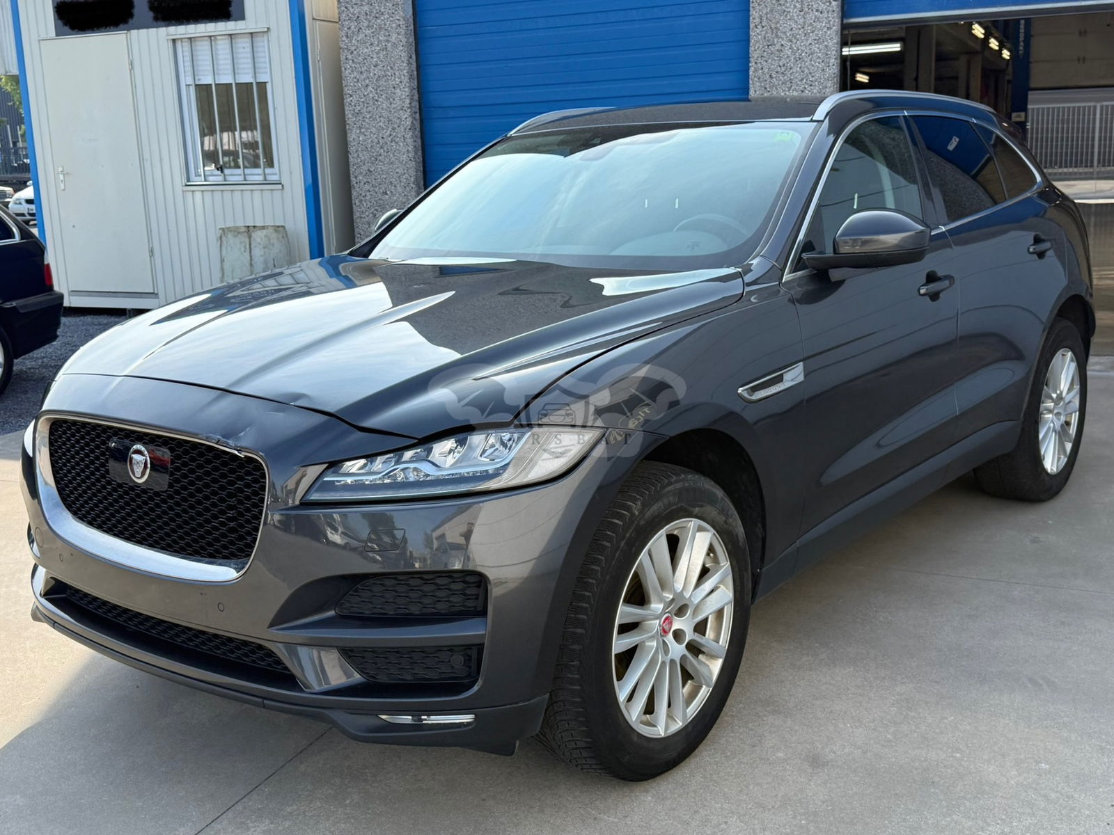 Jaguar F-Pace 2.0d Business 2016