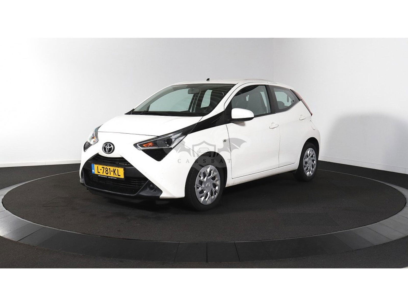 Toyota Aygo 1.0 VVT-i X-Play 2021