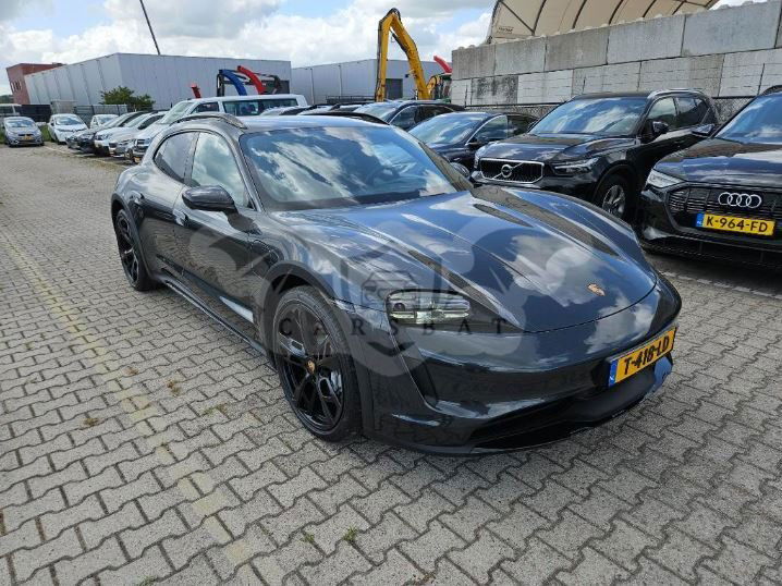 Porsche Taycan 4 93 kWh 2023