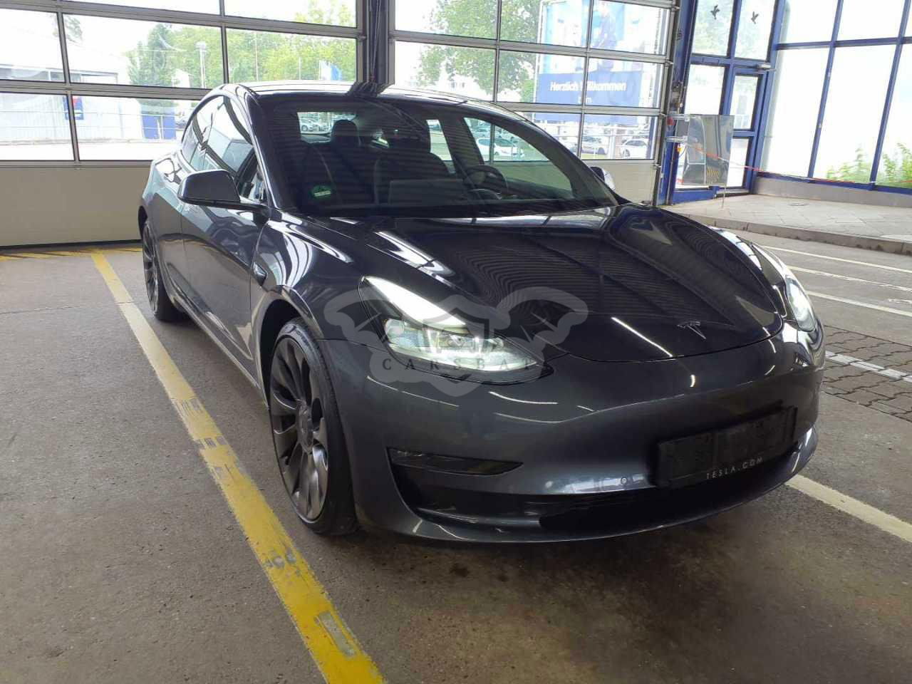 Tesla Model 3 Long Range Performance 2021