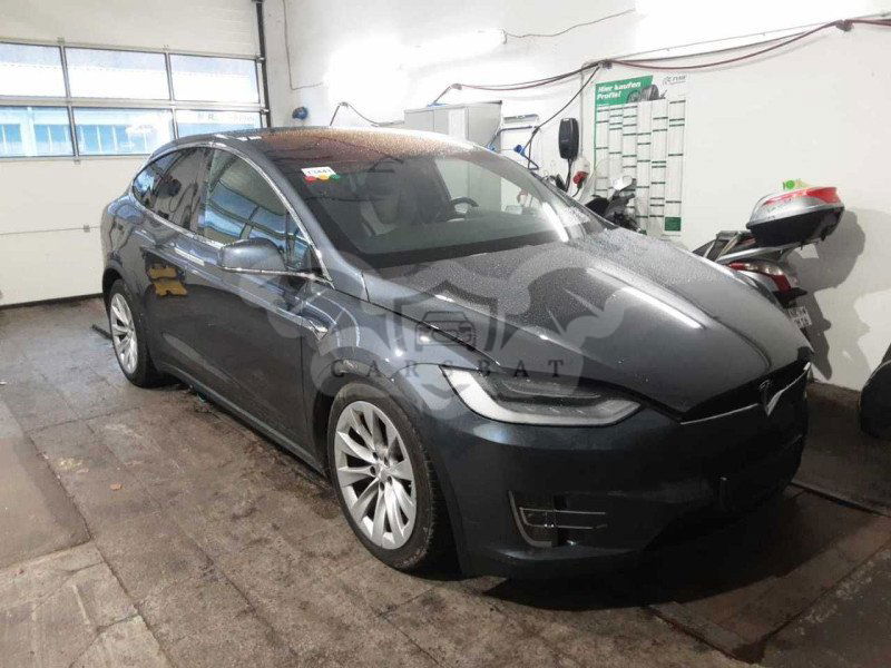 Tesla Model X 100D 100 kWh 2021