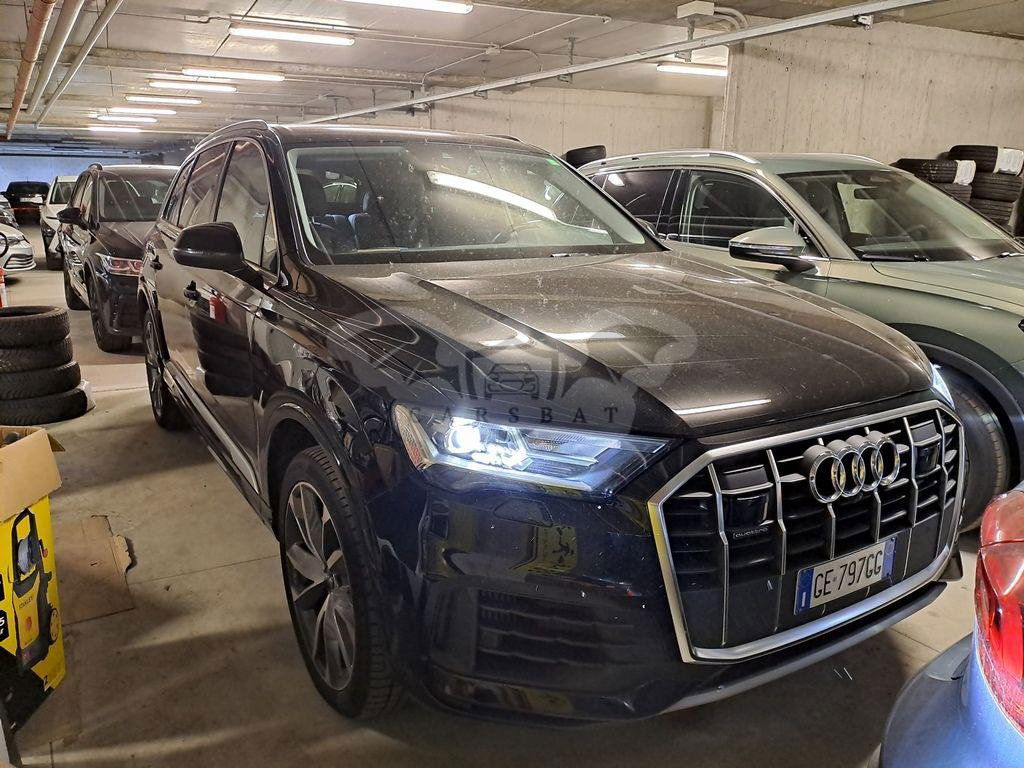 Audi Q7 55 TFSIe Business 2021