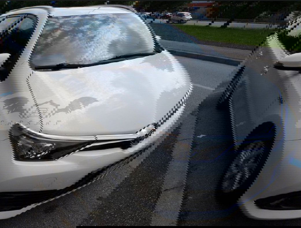 Toyota Auris Touring Sports 1.8 Lounge 2019
