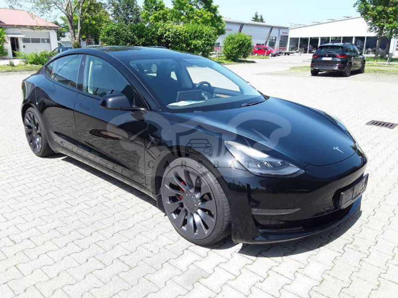 Tesla Model 3 Long Range Performance 2021