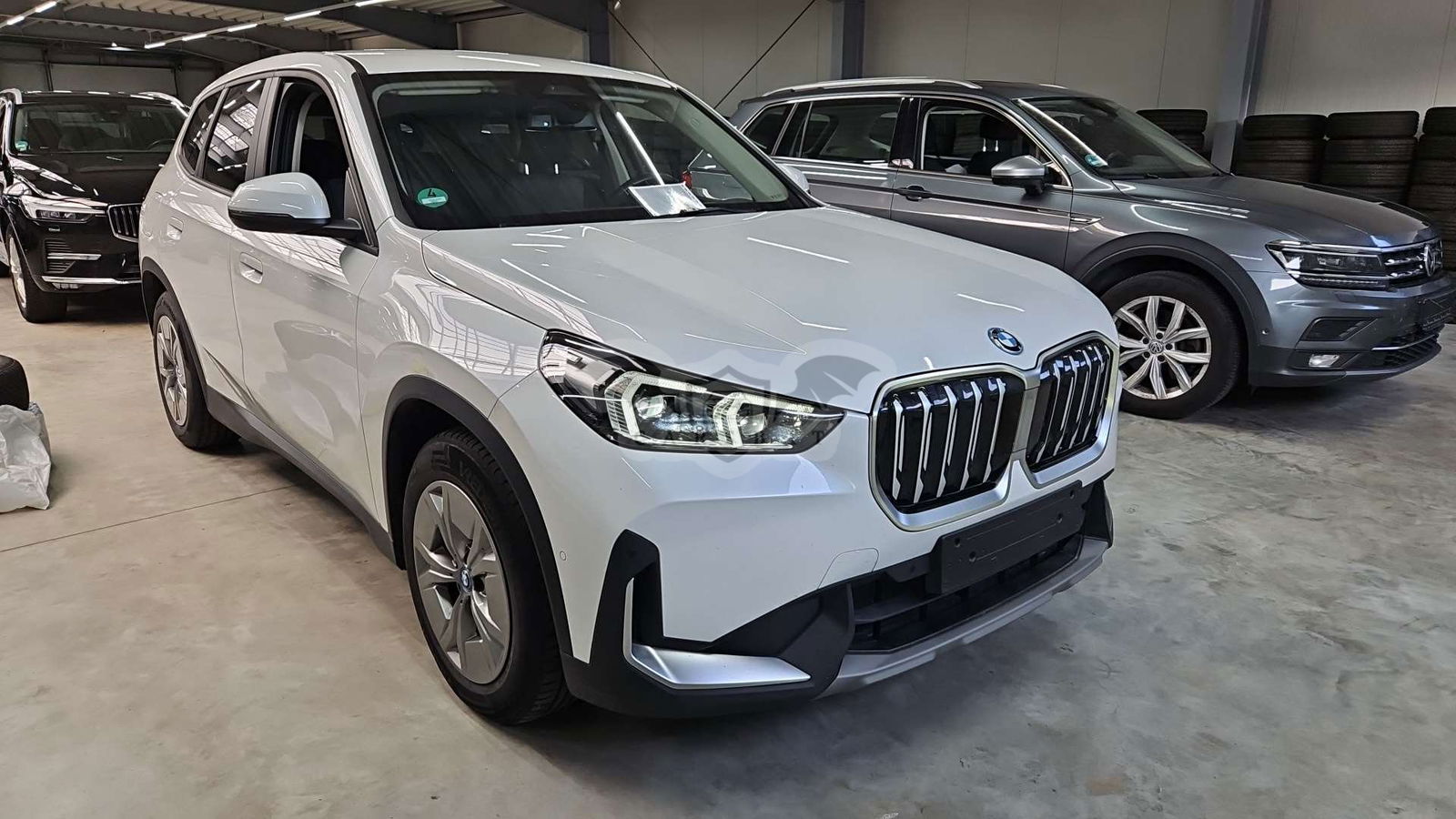 BMW iX1 2023