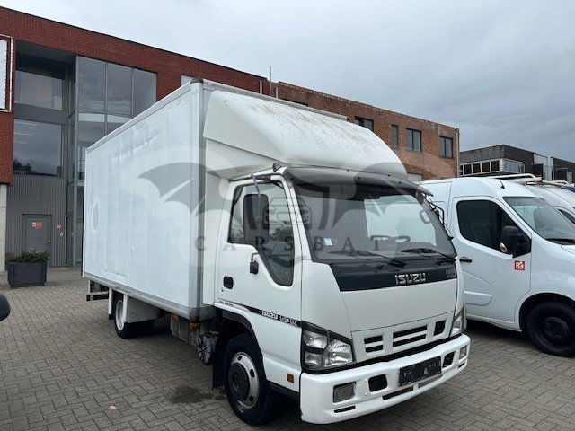 Isuzu NPR 3.0d 2008