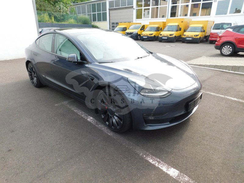 Tesla Model 3 Long Range Performance 2021