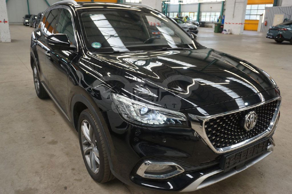 MG EHS Luxury 2021