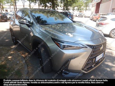 Lexus NX Premium 2023
