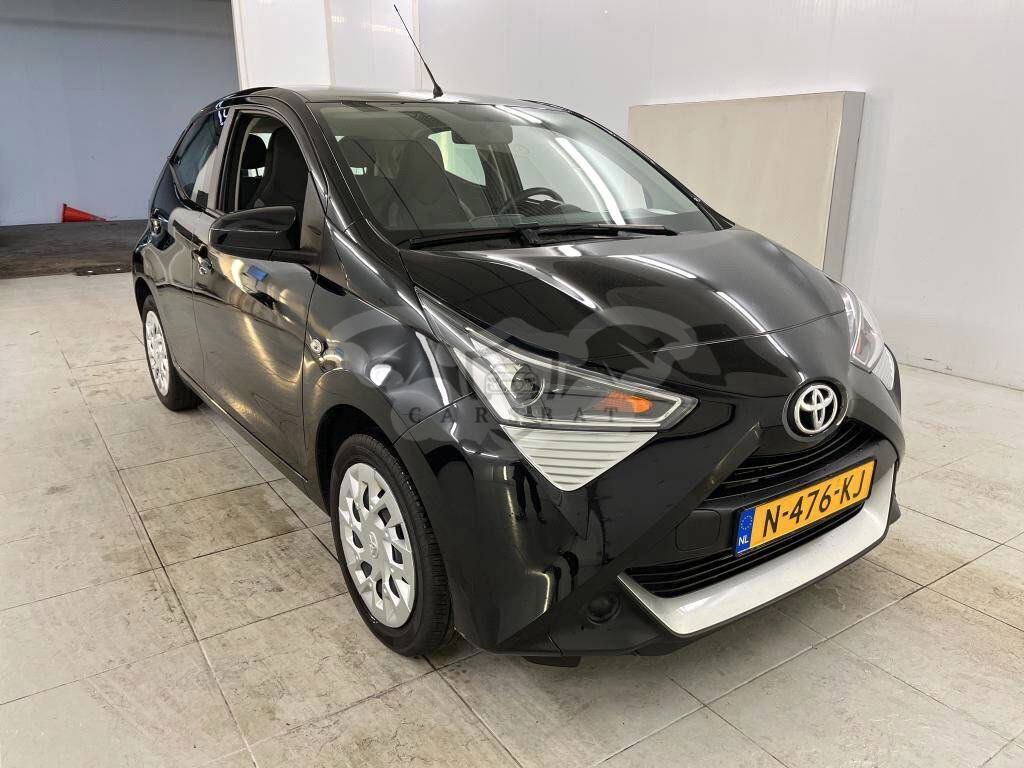 Toyota Aygo 1.0 VVT-i X-Play 2021