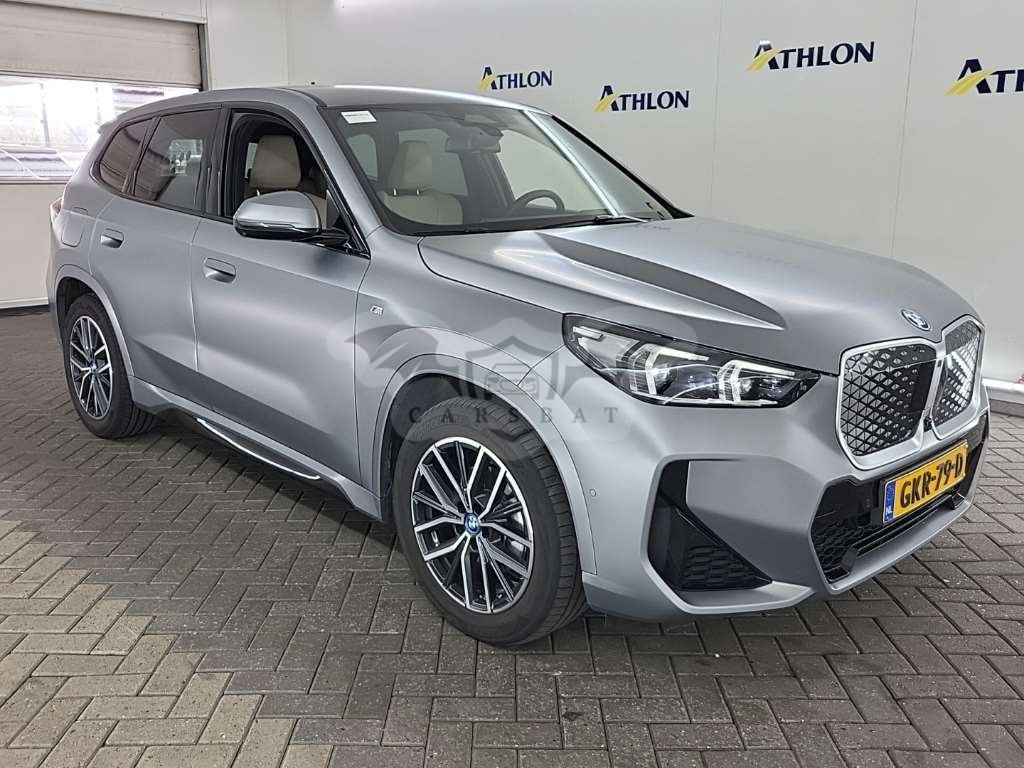 BMW iX1 2024