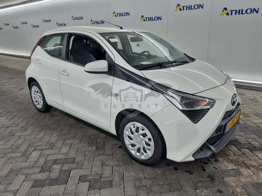 Toyota Aygo 1.0 VVT-i X-Play 2021
