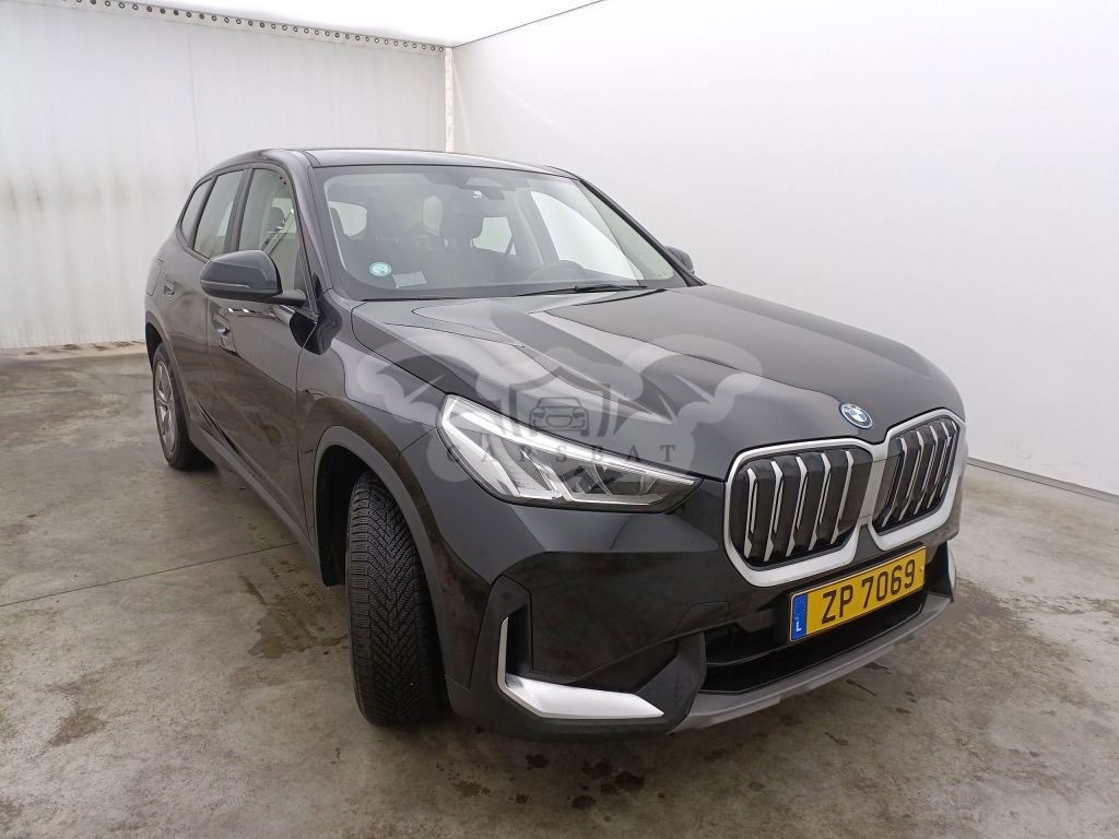 BMW iX1 2023