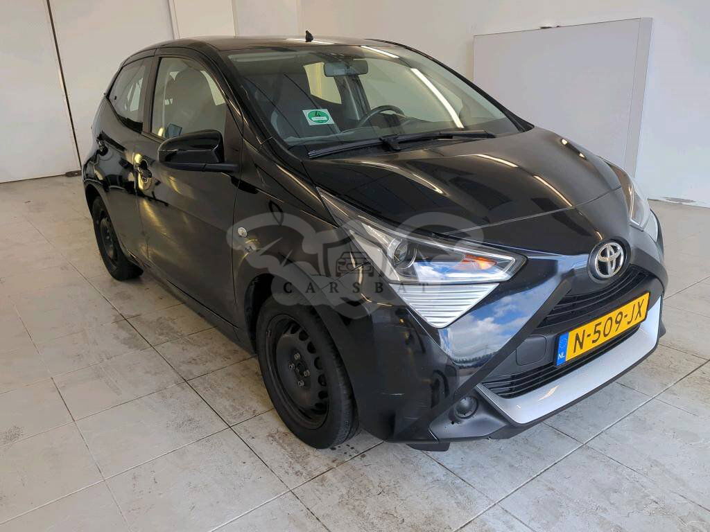 Toyota Aygo 1.0 VVT-i X-Play 2021