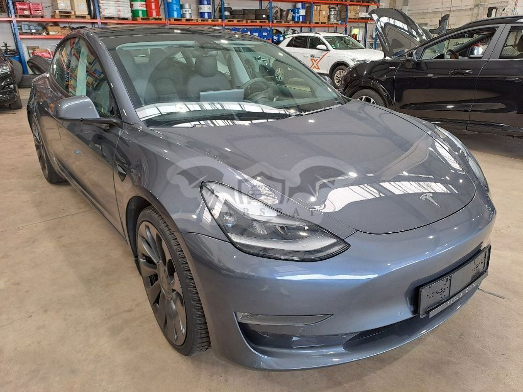 Tesla Model 3 60 kWh 2021