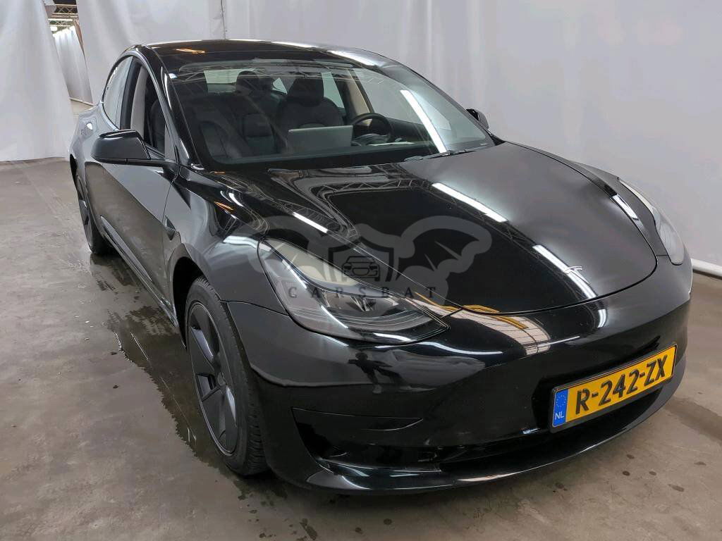 Tesla Model 3 Standard Range Plus 60 kWh 2022