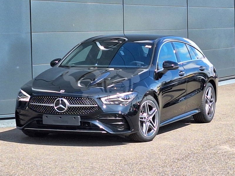 Mercedes-Benz CLA Shooting Brake 180 AMG Line 2024