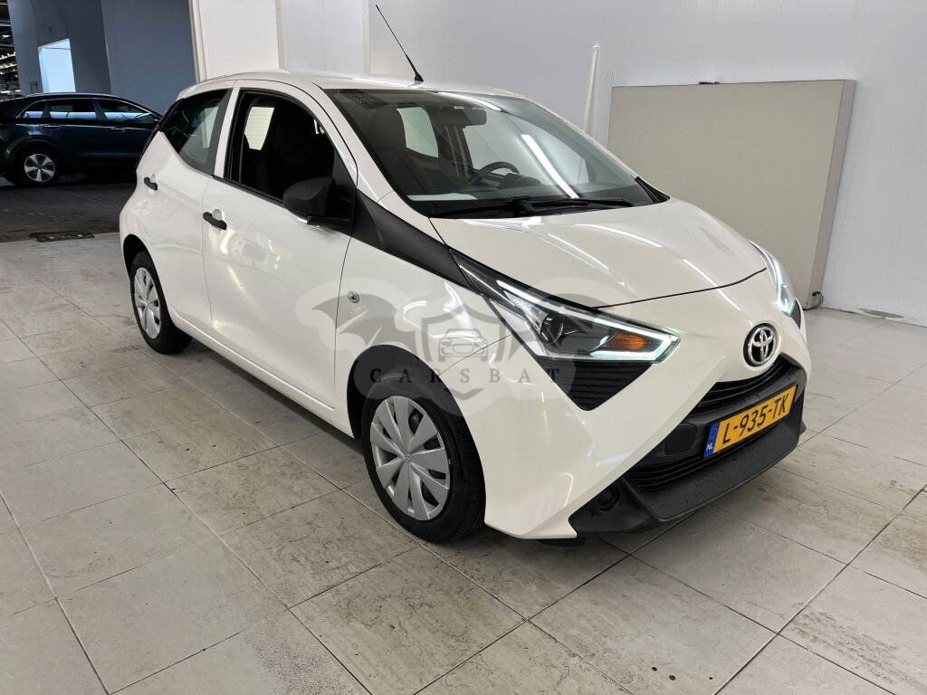 Toyota Aygo 1.0 VVT-i X-Fun 2021