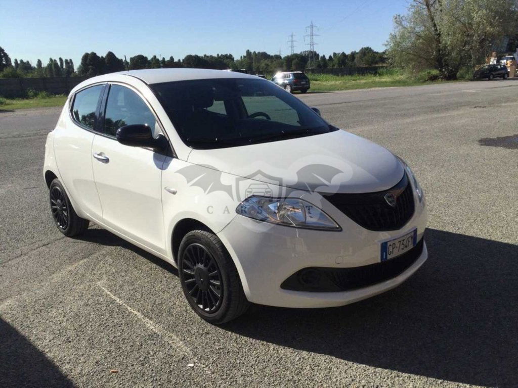 Lancia Ypsilon 1.0 Silver 2023