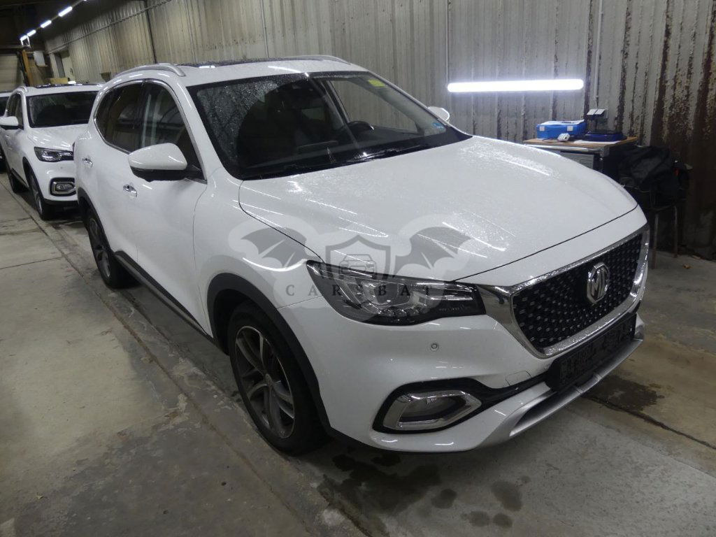 MG EHS Luxury 2022
