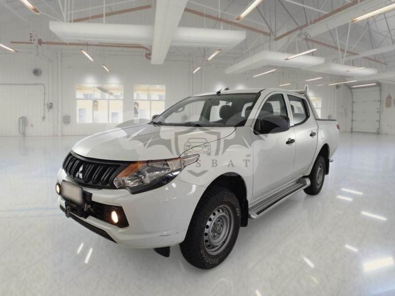 Mitsubishi L200 2.4 DI-D Invite 2017