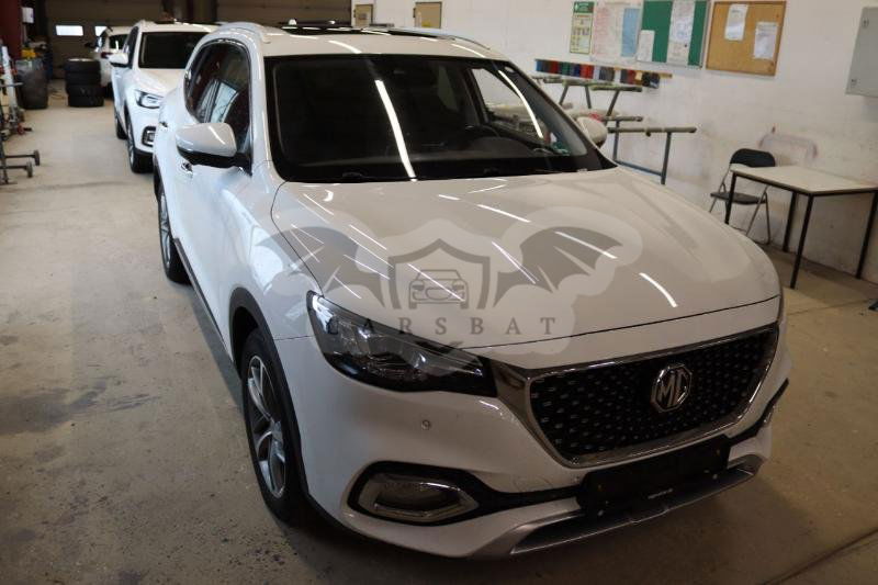 MG EHS Luxury 2021