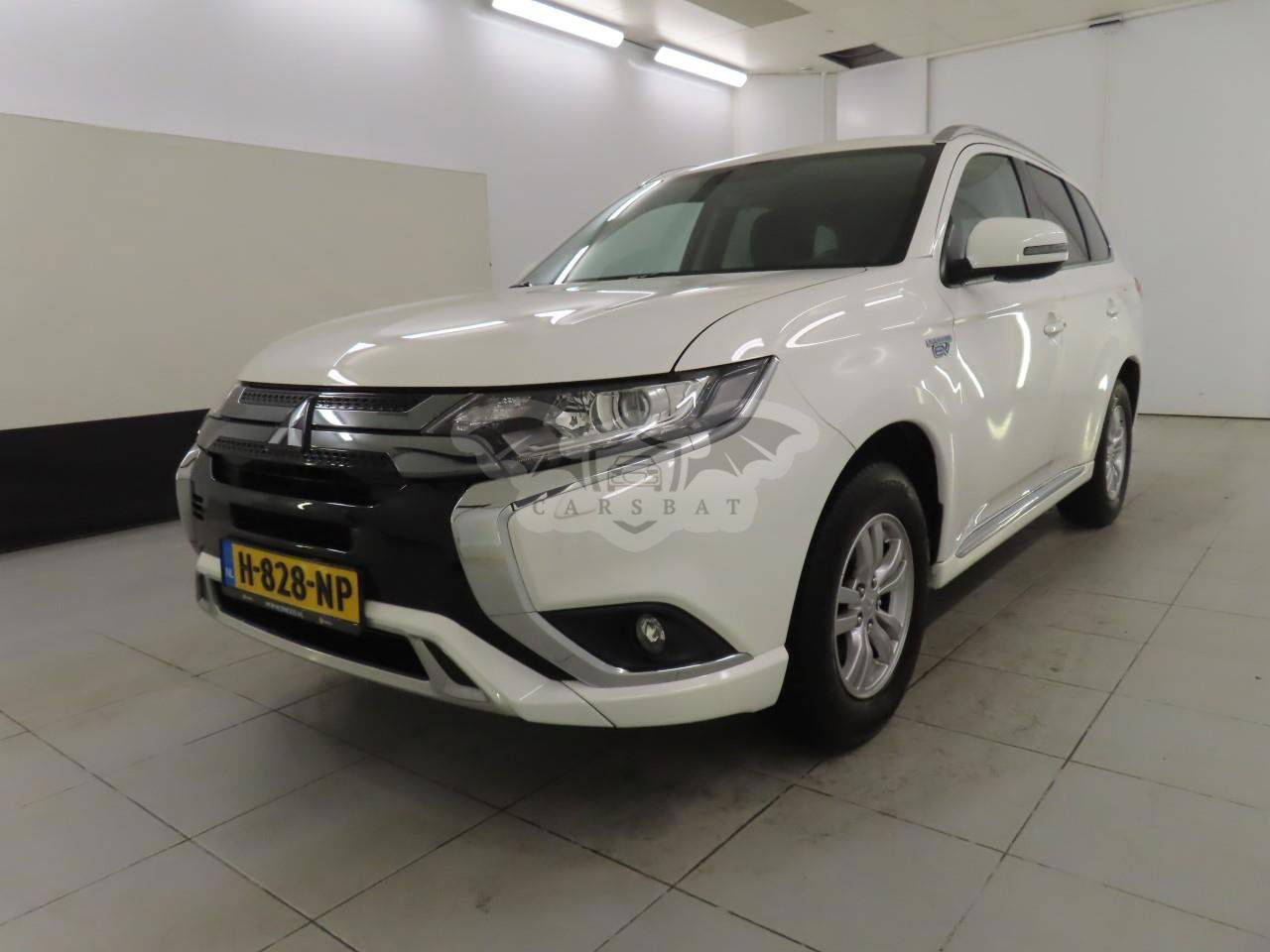 Mitsubishi Outlander 2.4 Pure 2020