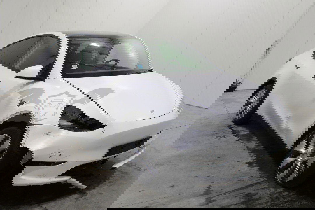 Tesla Model Y 58 kWh 2023