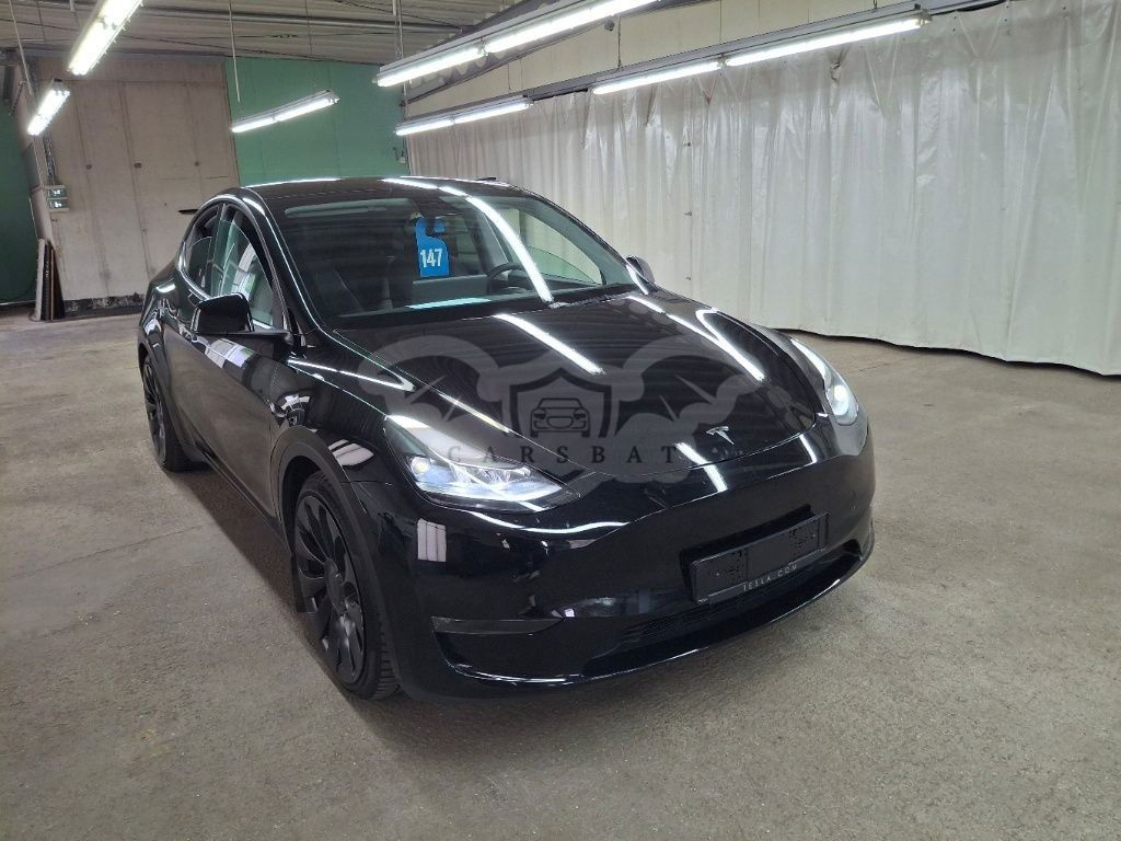 Tesla Model Y Standard Range 2023