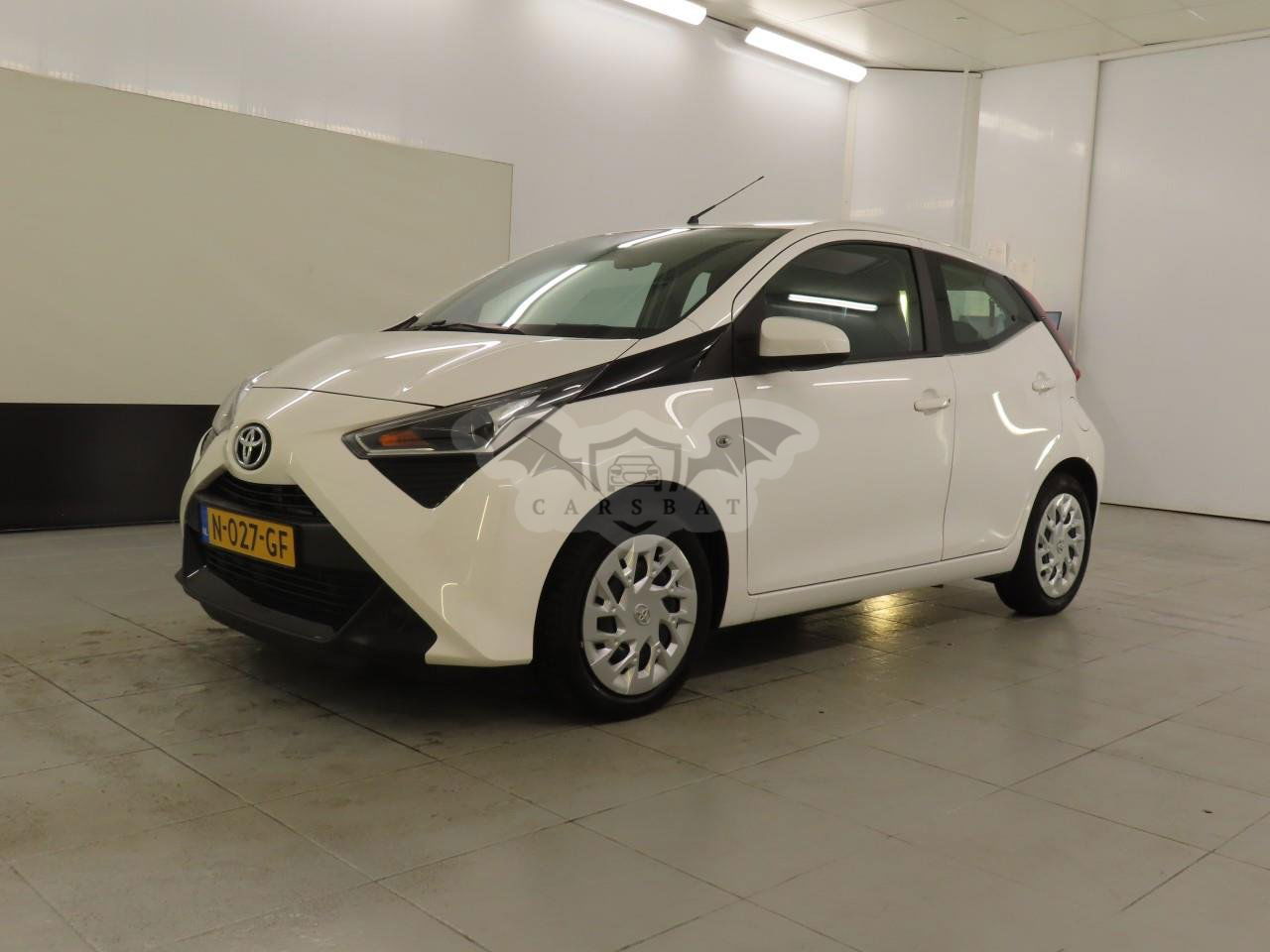 Toyota Aygo 1.0 VVT-i X-Play 2021