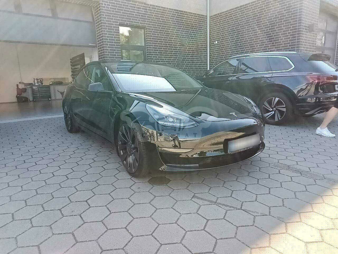 Tesla Model 3 Long Range Performance 82 kWh 2021