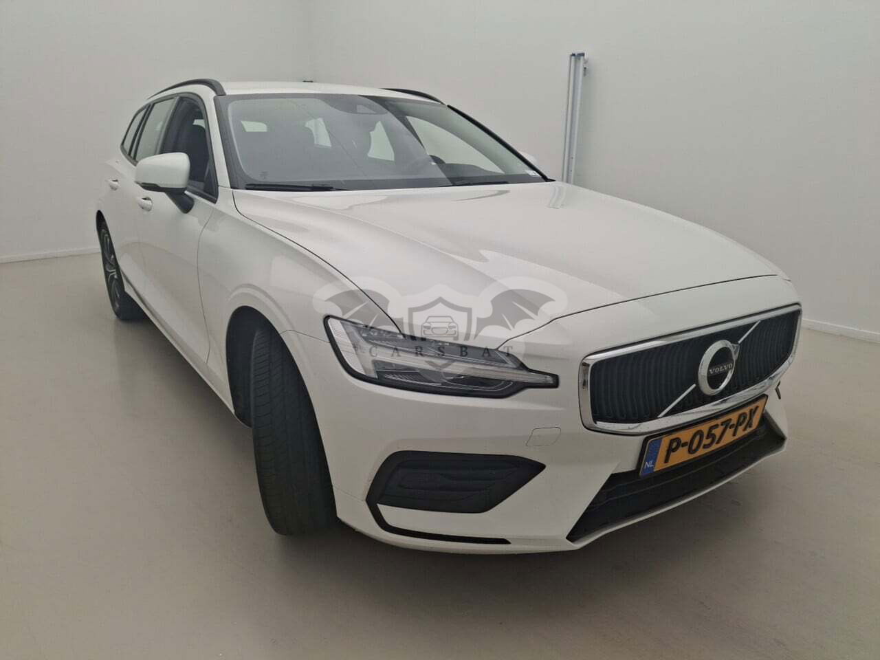 Volvo V60 B3 Momentum 2022