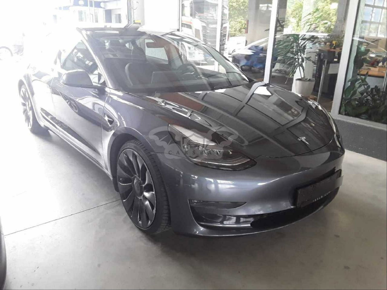 Tesla Model 3 Long Range Performance 2021