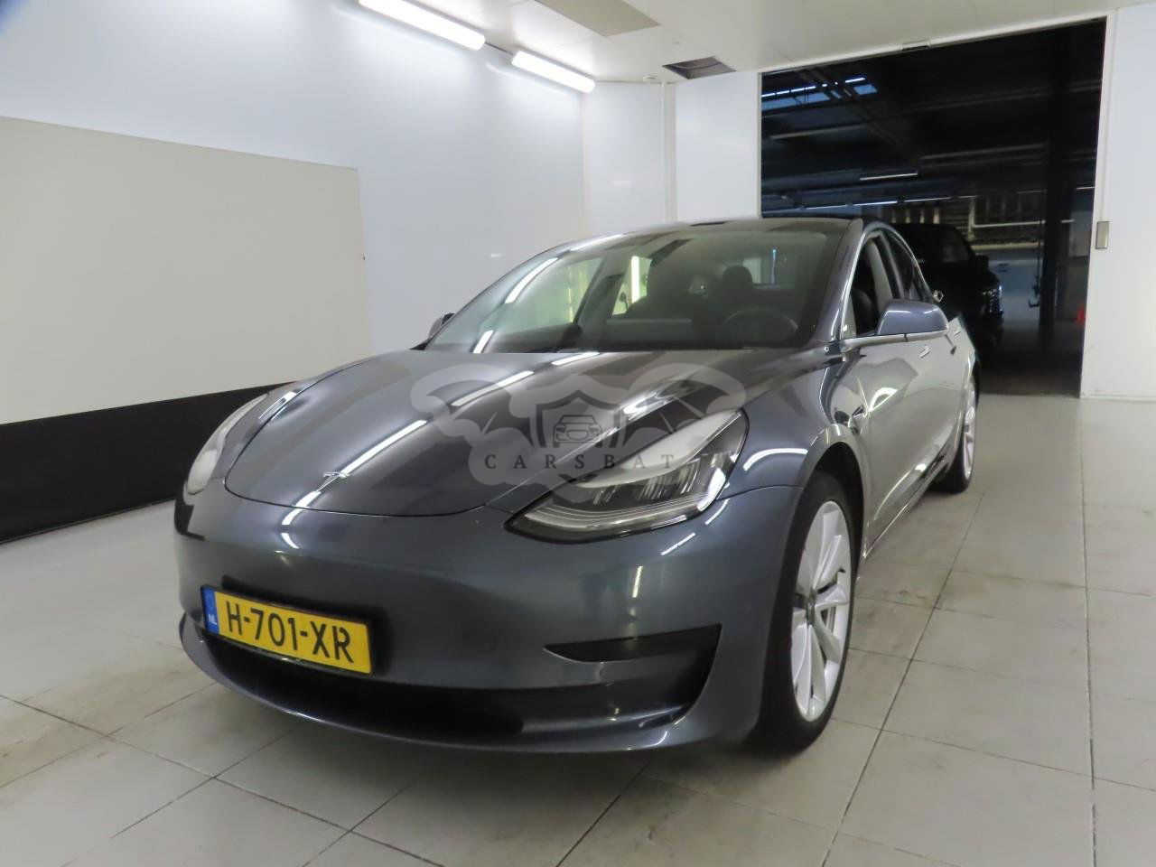 Tesla Model 3 Standard Range Plus 60 kWh 2020