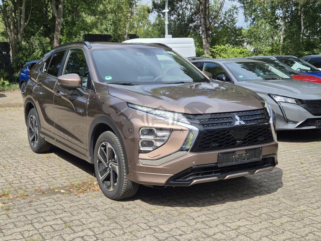 Mitsubishi Eclipse Cross Plus 2023