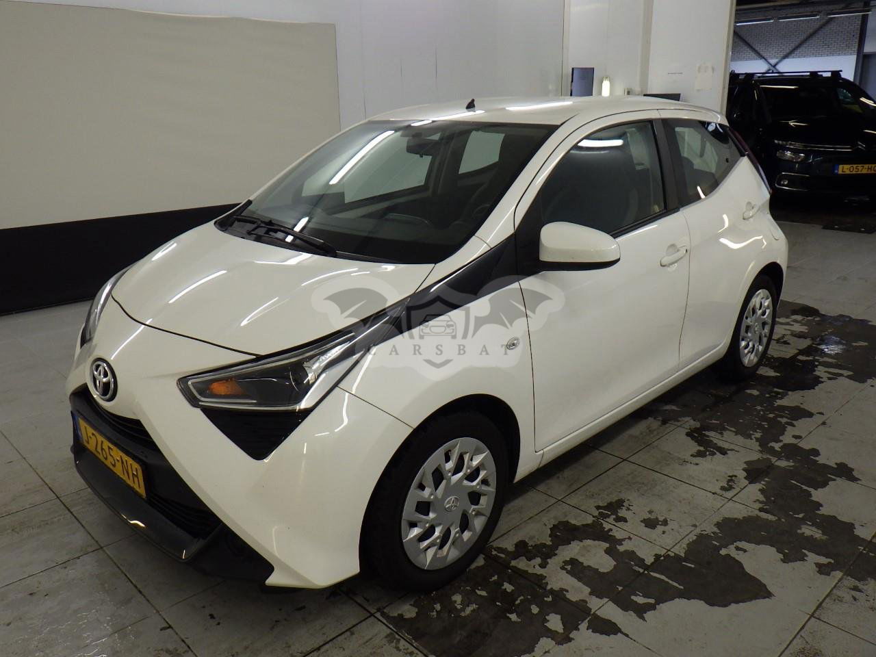 Toyota Aygo 1.0 VVT-i X-Play 2020
