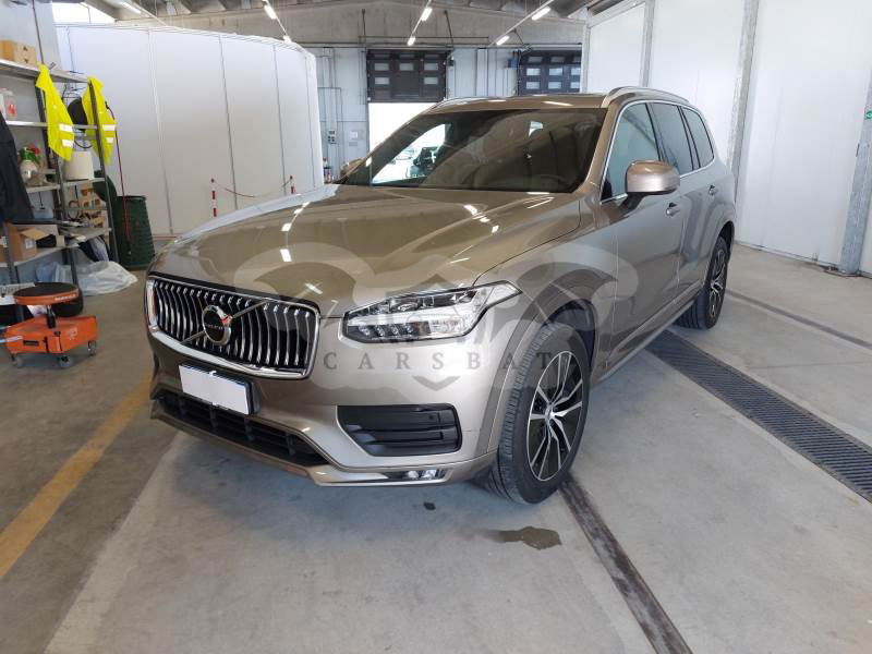 Volvo XC90 B5 Momentum Pro 2021