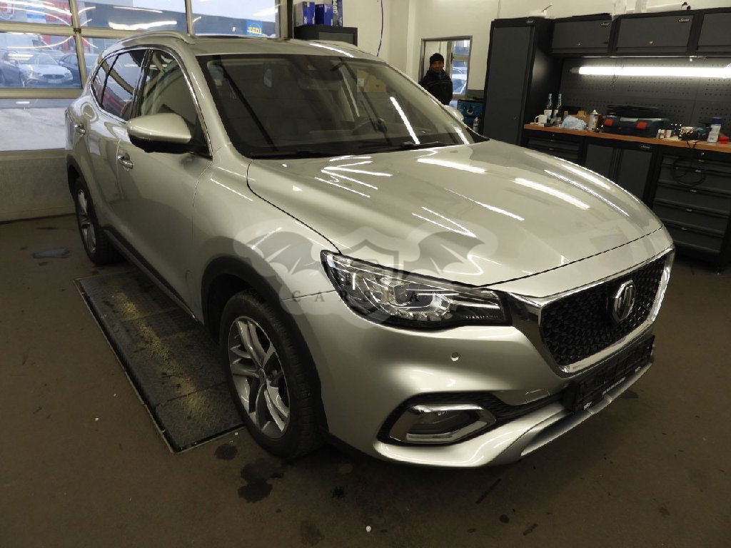 MG EHS Luxury 2022