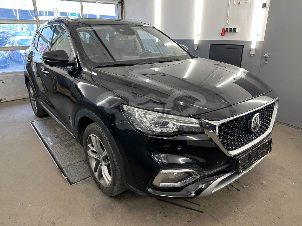 MG EHS Luxury 2022