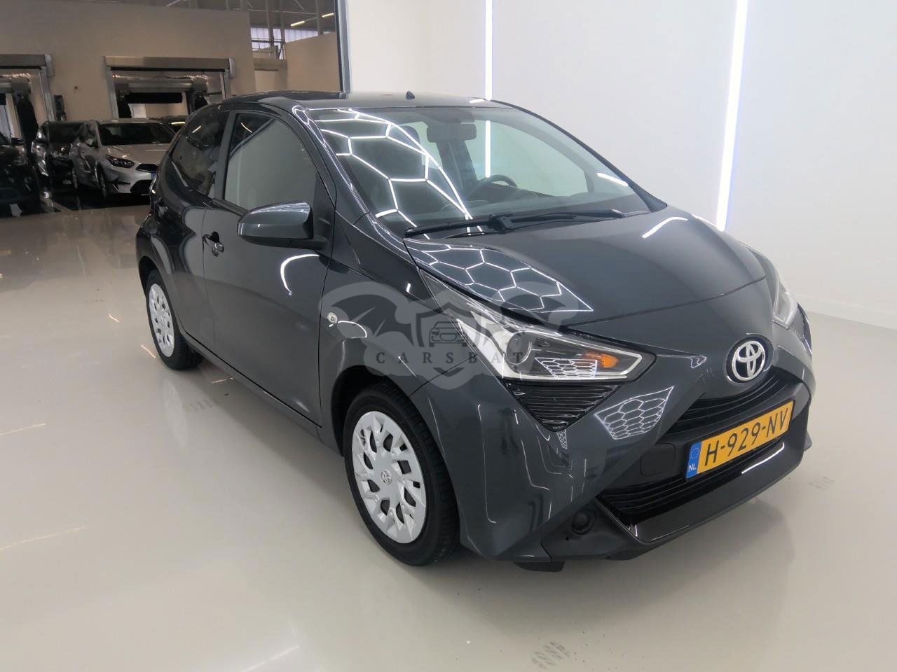 Toyota Aygo 1.0 VVT-i X-Play 2020