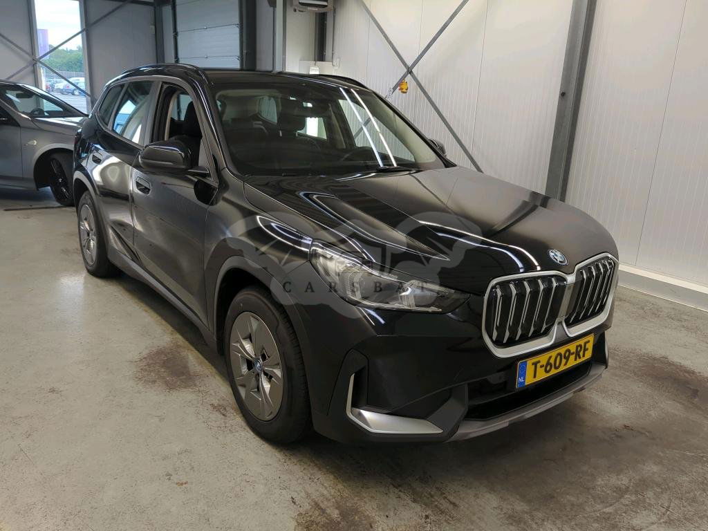 BMW iX1 2023