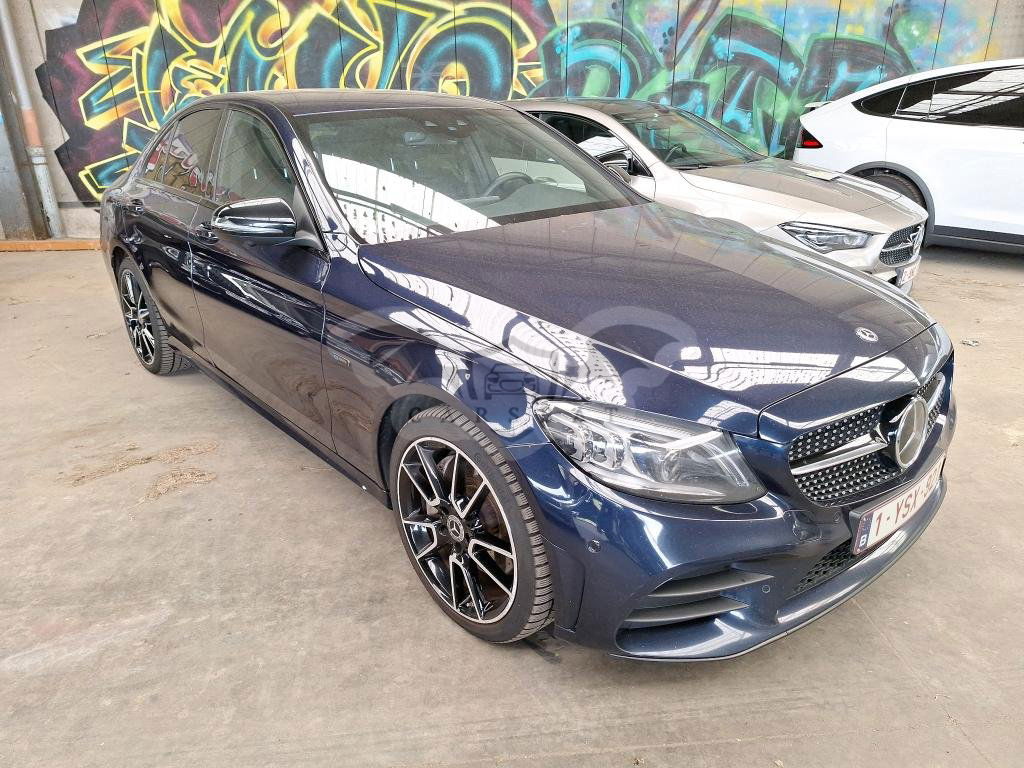 Mercedes-Benz C 300e AMG Line 2020