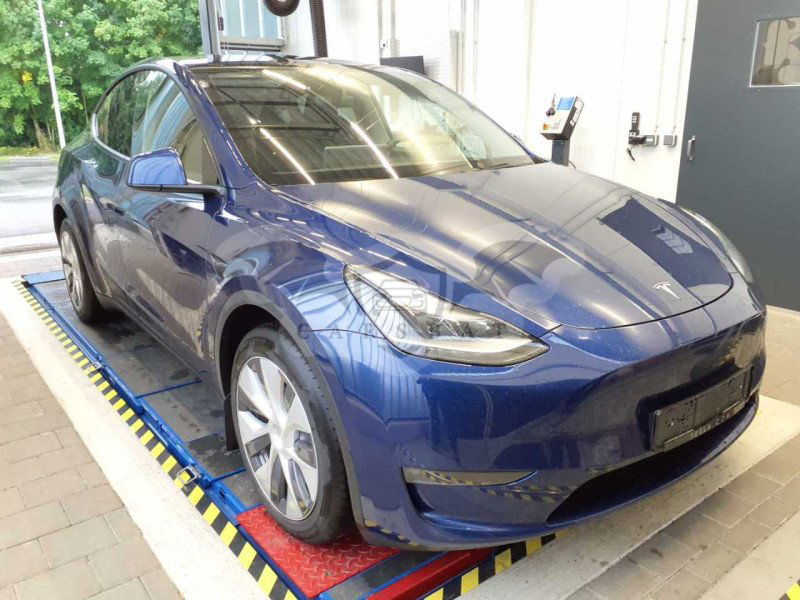 Tesla Model Y Long Range 2023