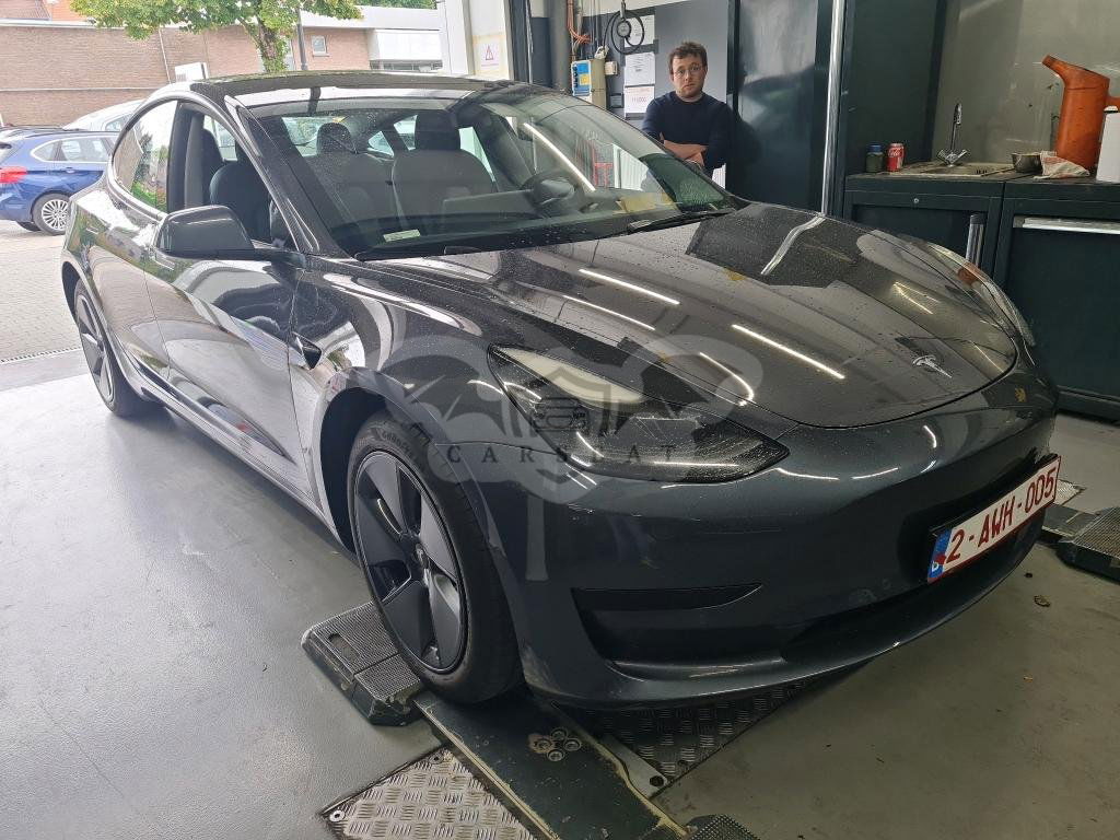 Tesla Model 3 Standard Range Plus 2021